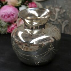 Wazonik dekoracyjny srebrny Chic Antique